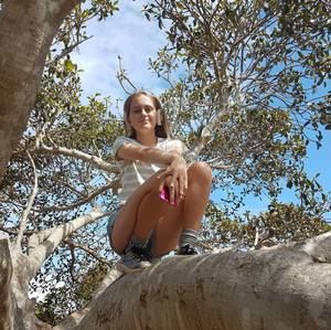 Meet your Posher, Isabella